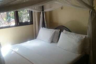 پانسیون Transit Motel Ukonga
