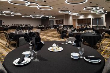 هتل Holiday Inn & Suites Idaho Falls, An Ihg