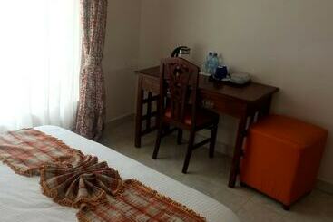 هتل Countryhouse Inn