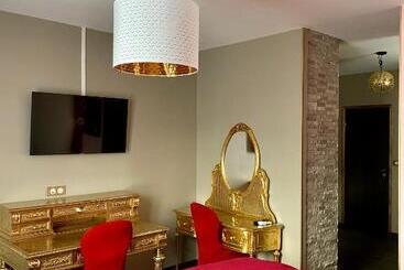 هتل Salon Boyer