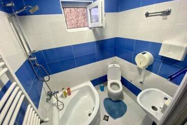 پانسیون Burji Guest House
