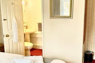 Southlands B&b