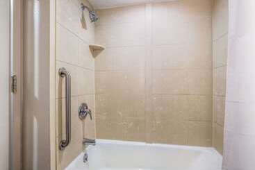 Country Inn & Suites By Radisson, Virginia Beach Oceanfront , Va