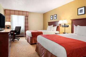هتل Country Inn & Suites By Radisson, Cedar Rapids Airport, Ia