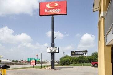 ホテル Econo Lodge Inn & Suites Downtown Northeast Near Fort Sam Houston