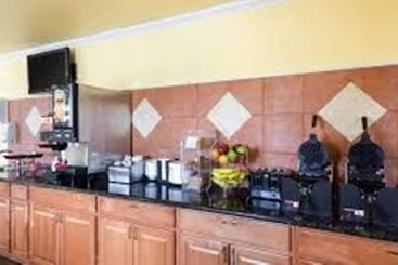 ホテル Econo Lodge Inn & Suites Downtown Northeast Near Fort Sam Houston