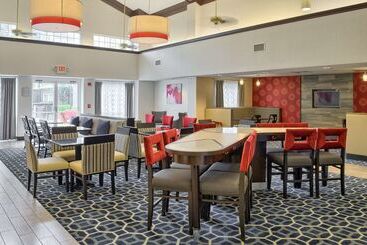 هتل Homewood Suites By Hilton Mobile Airport University Area