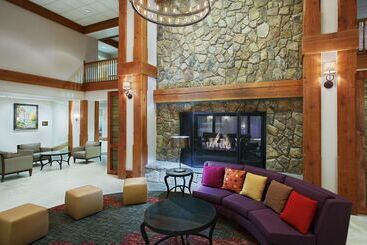 هتل Homewood Suites By Hilton Raleighcrabtree Valley