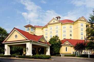 هتل Homewood Suites By Hilton Raleighcrabtree Valley