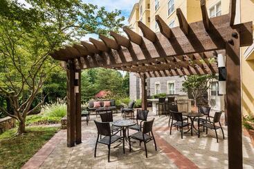 هتل Homewood Suites By Hilton Raleighcrabtree Valley
