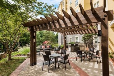 هتل Homewood Suites By Hilton Raleighcrabtree Valley