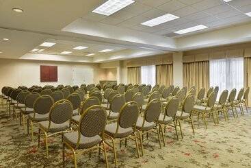 هتل Homewood Suites By Hilton Raleighcrabtree Valley
