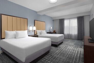 هتل Homewood Suites By Hilton Reading