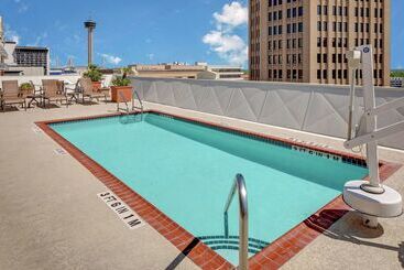 هتل Homewood Suites By Hilton San Antonio Riverwalk/downtown