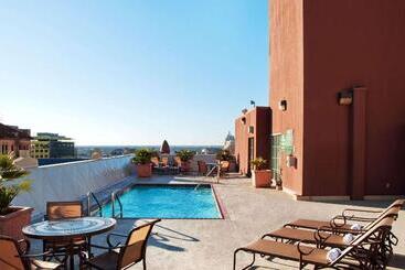 هتل Homewood Suites By Hilton San Antonio Riverwalk/downtown