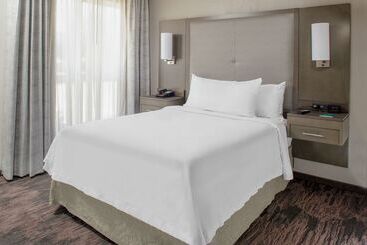 هتل Homewood Suites By Hilton Dallas Irving Las Colinas