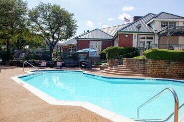 هتل Homewood Suites By Hilton Dallas Irving Las Colinas