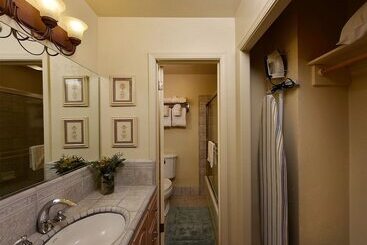 هتل Horizon Inn & Ocean View Lodge