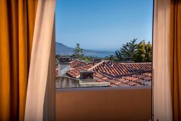 هتل Horizon Inn & Ocean View Lodge