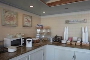 هتل Hyannis Travel Inn