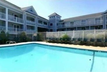 هتل Hyannis Travel Inn