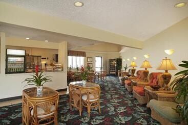 هتل Inn At The Waterpark