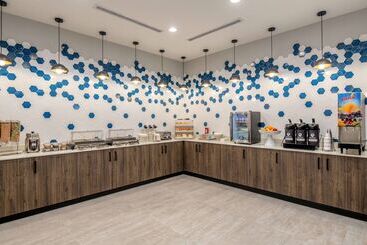 هتل La Quinta Inn & Suites By Wyndham Spokane Downtown