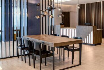 هتل La Quinta Inn & Suites By Wyndham Spokane Downtown