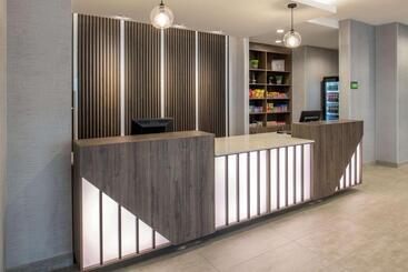هتل La Quinta Inn & Suites By Wyndham Spokane Downtown