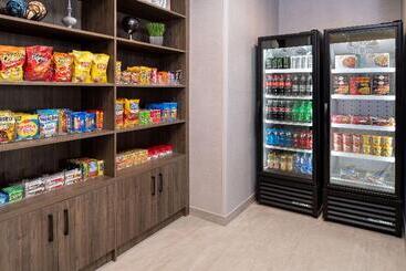 هتل La Quinta Inn & Suites By Wyndham Spokane Downtown
