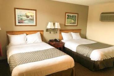 هتل Sandusky Inn