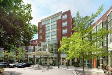 هتل The Inn At Penn, A Hilton