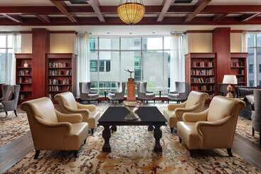 هتل The Inn At Penn, A Hilton