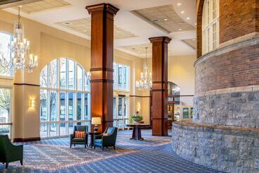 هتل Roanoke & Conference Ctr, Curio Collection By Hilton 