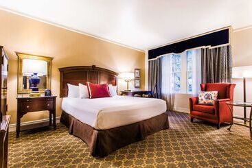 هتل Roanoke & Conference Ctr, Curio Collection By Hilton 