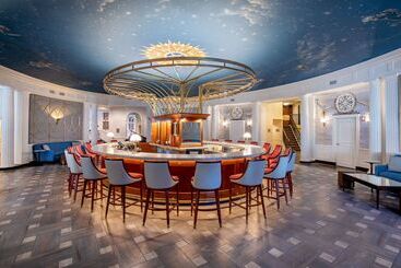 هتل Roanoke & Conference Ctr, Curio Collection By Hilton 