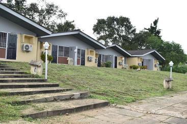 هتل Oau Conference Centre & Guest Houses Ltd