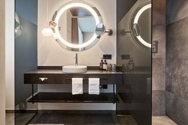هتل Appius Design Suites B&b Adults Only