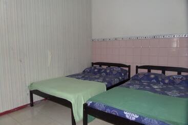 پانسیون Villa Semeru 1