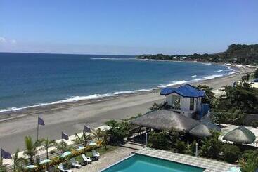 Em Royalle Hotel & Beach Resort
