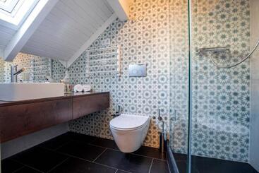 هتل Harbour Inn Design Townhouse