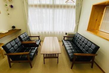پانسیون 2nd House