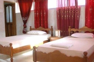 تختخواب و صبحانه Residencial Ponta Do Sol