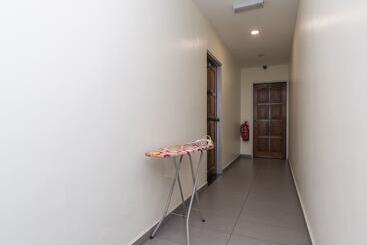 Bluewater Hotel 2 By Oyo Rooms