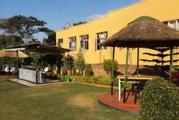 هتل Bluegum Avenue Lodge