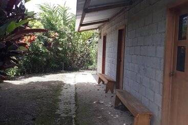 هتل Centro Ecoturistico Rio Chuc Tej