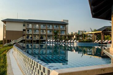 هتل Gran Muthu Imperial
