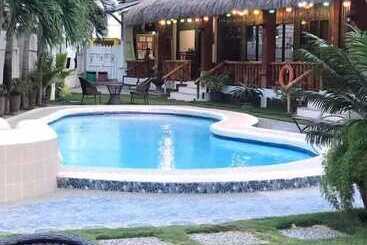 هتل Mayfair Resort