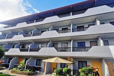 هتل Mayfair Resort
