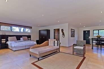 هتل Stornoway Lodge